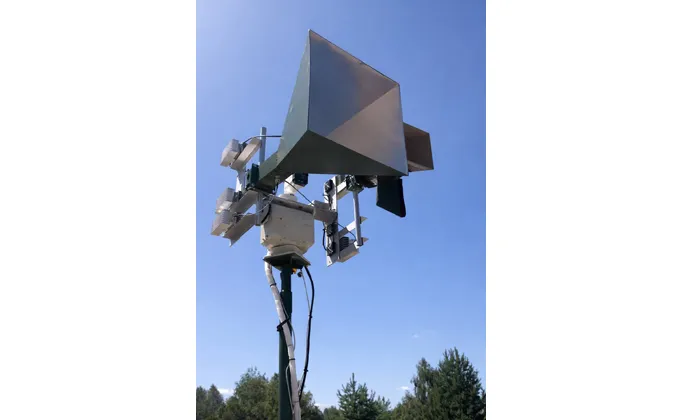 Kung Paano Pumili ng isang Pan Tilt Platform para sa Direksyonal na Antennas sa Counter-Drone Systems
